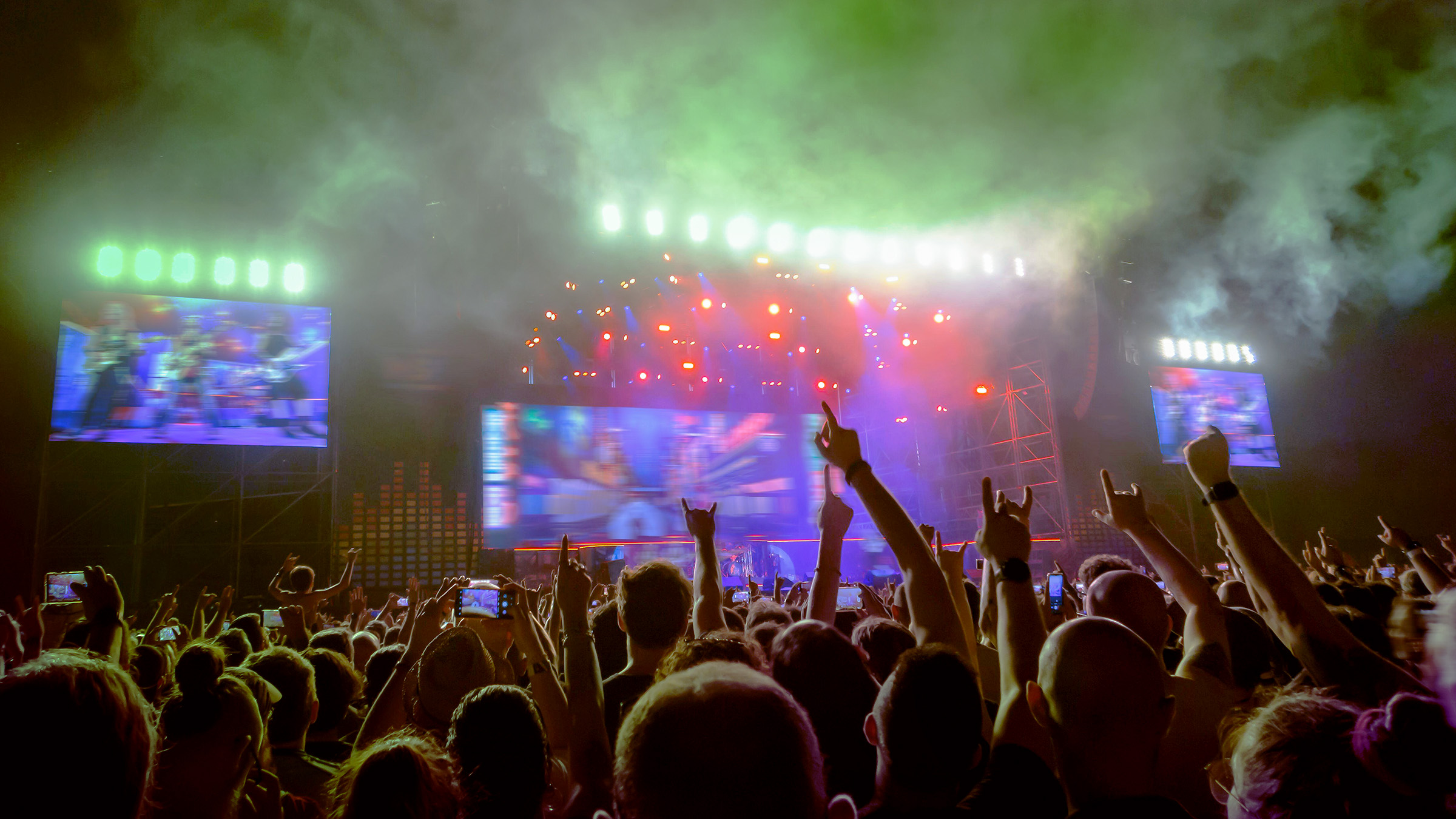 Shrek Rave live